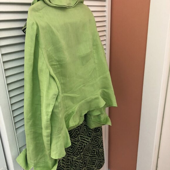 Retro print dress with color coordinated jacket - Picture 10 of 11